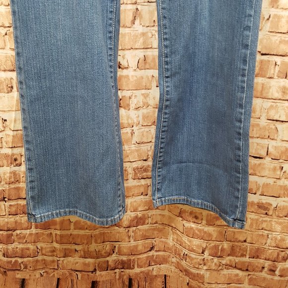 Levi's 550 Jeans Relaxed Boot Cut Jeans Size 12 Medium - Picture 4 of 15
